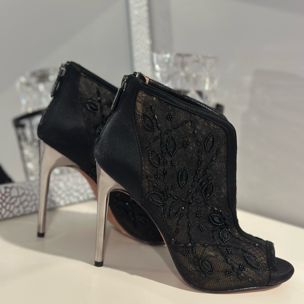 BCBG Max Azria Deedie Peep-Toe Bootie Black Lace Beaded Zipper Back size 7M